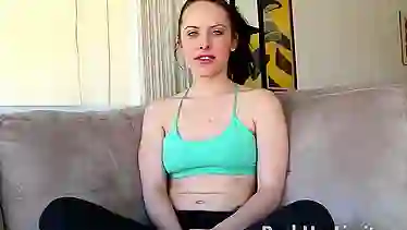 Мощно поимел телку с небритым лобком. Порно видео с Katie St Ives