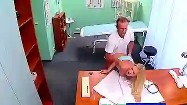 Мужик пошел в доктора только за тем чтобы трахать пациенток